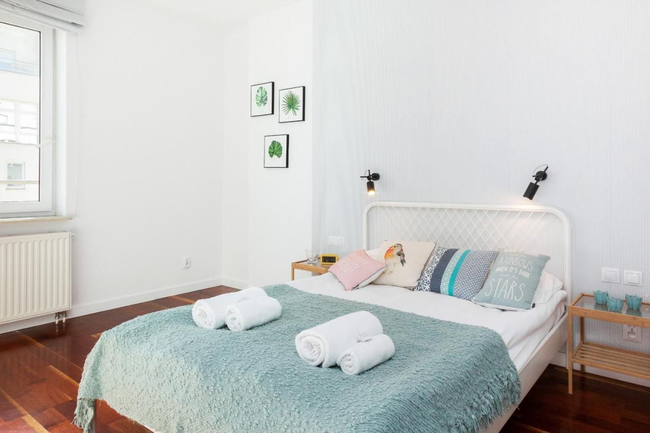 Apartments Warsaw Zelazna By Noclegi Renters מראה חיצוני תמונה