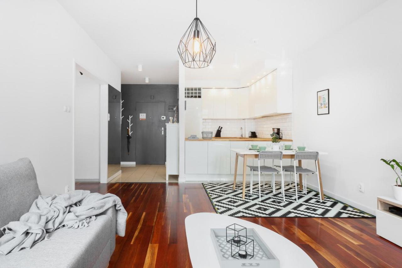 Apartments Warsaw Zelazna By Noclegi Renters מראה חיצוני תמונה